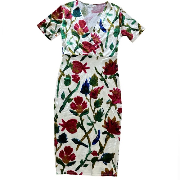 Zara Floral Velvet Dress - Picture 4 of 9
